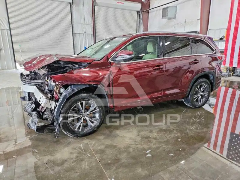 2016 Toyota Highlander фото