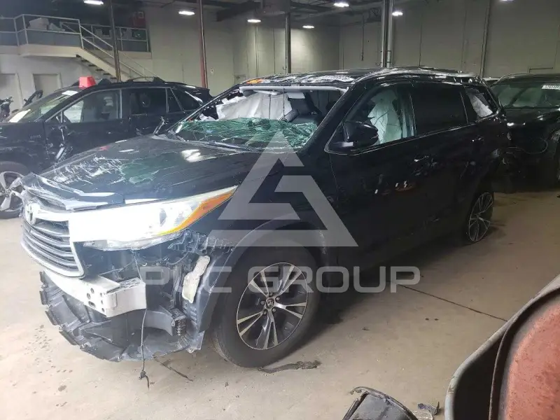 2016 Toyota Highlander фото