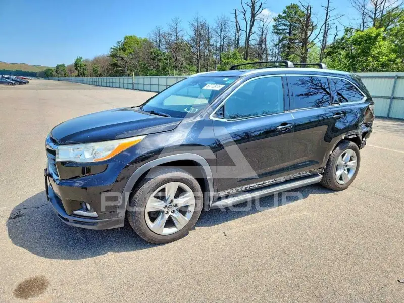 2016 Toyota Highlander photo