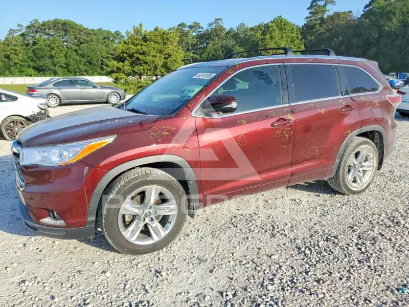 2016 Toyota Highlander photo