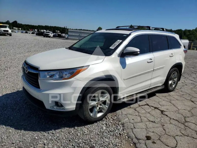 2016 Toyota Highlander photo