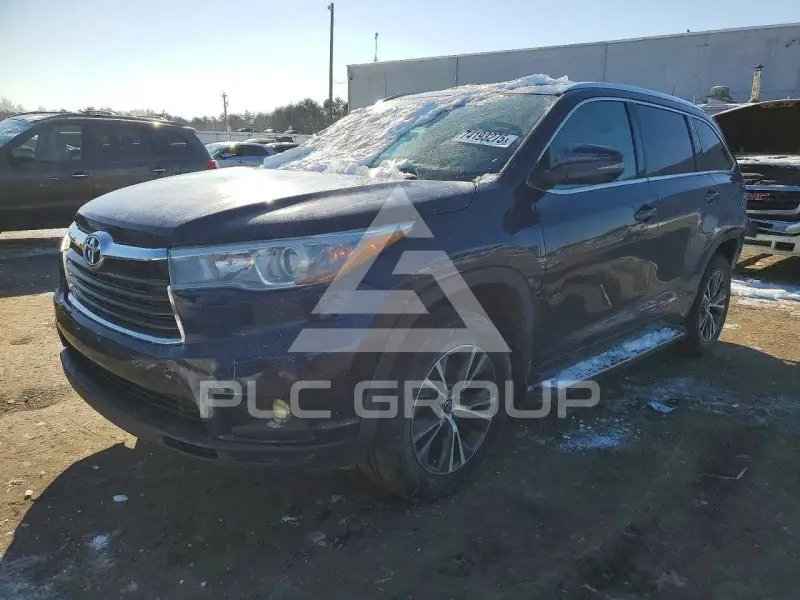 2016 Toyota Highlander фото