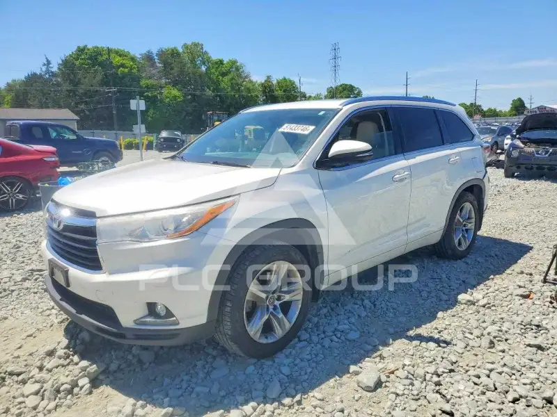 2016 Toyota Highlander photo