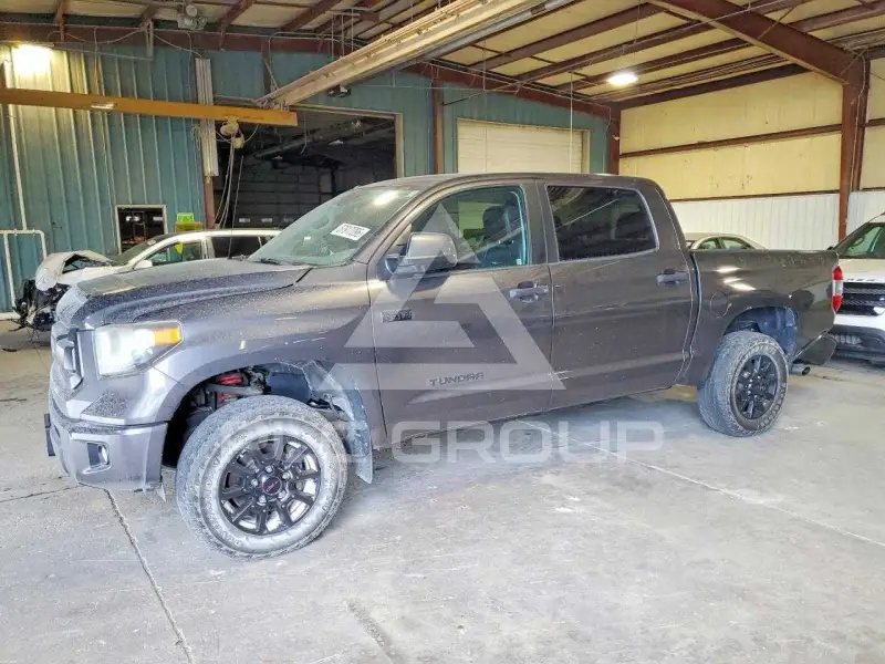 2016 Toyota TUNDRA photo