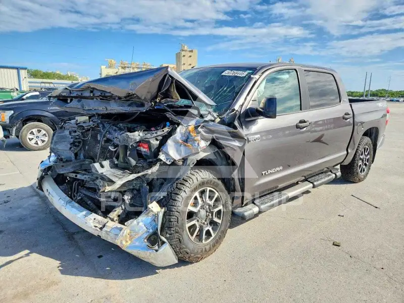 2016 Toyota TUNDRA photo