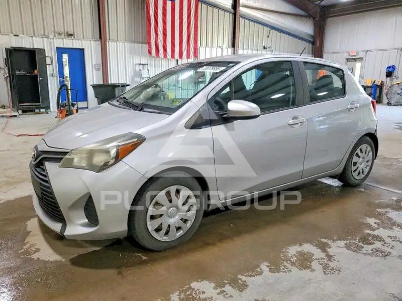 2016 Toyota YARIS фото