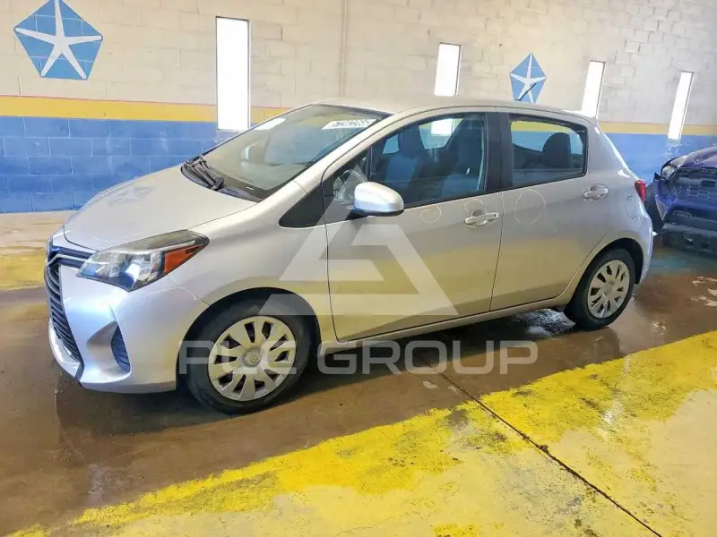 2016 Toyota YARIS фото