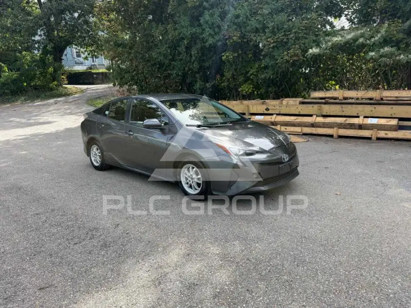 2016 Toyota PRIUS photo