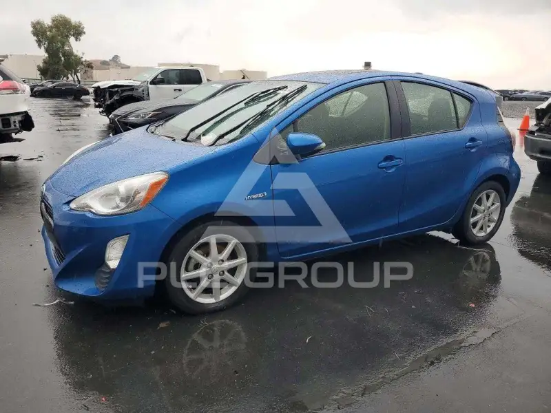 2016 Toyota PRIUS фото