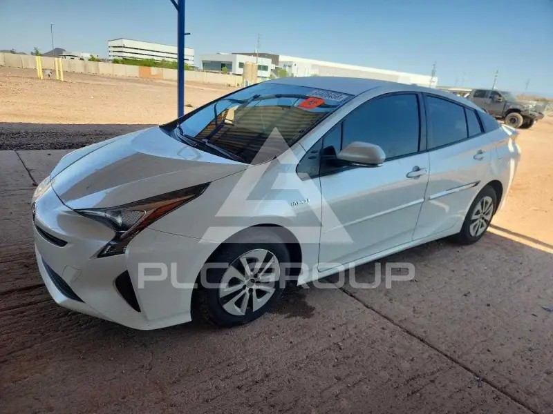 2016 Toyota PRIUS photo