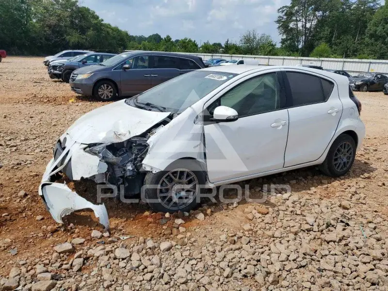2016 Toyota PRIUS фото