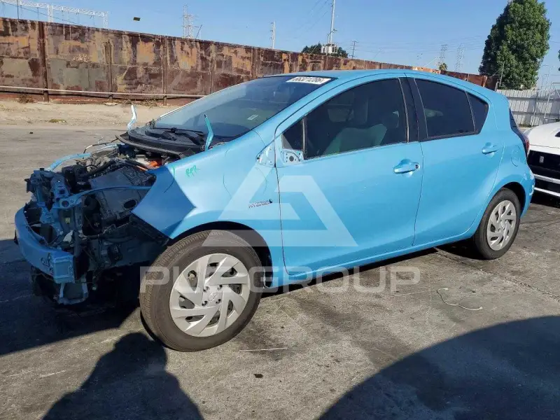 2016 Toyota PRIUS photo