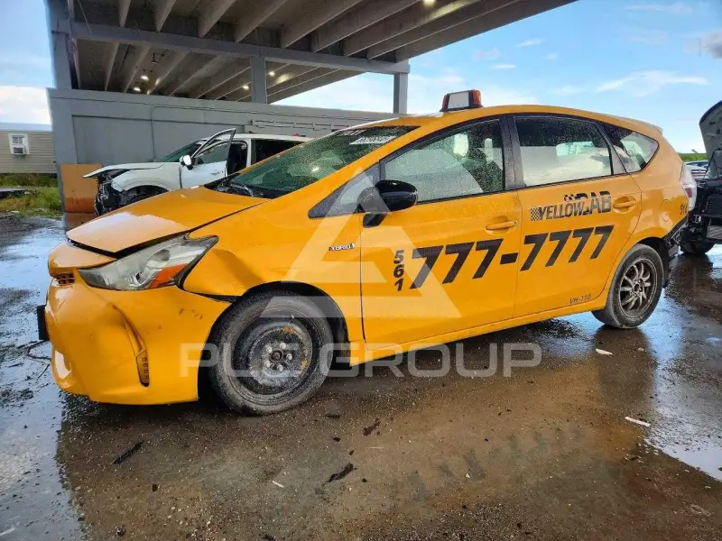 2016 Toyota PRIUS photo