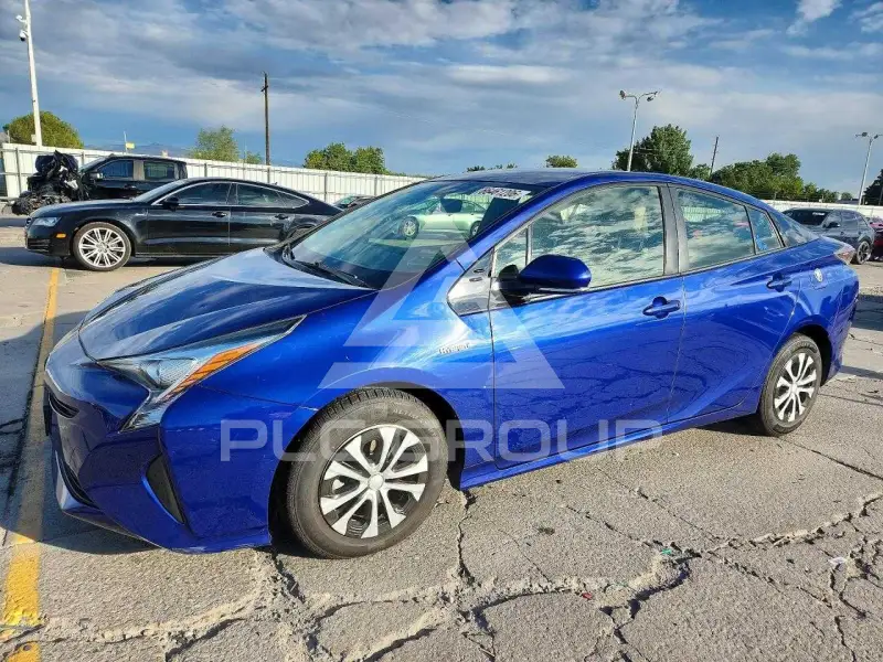 2016 Toyota PRIUS фото