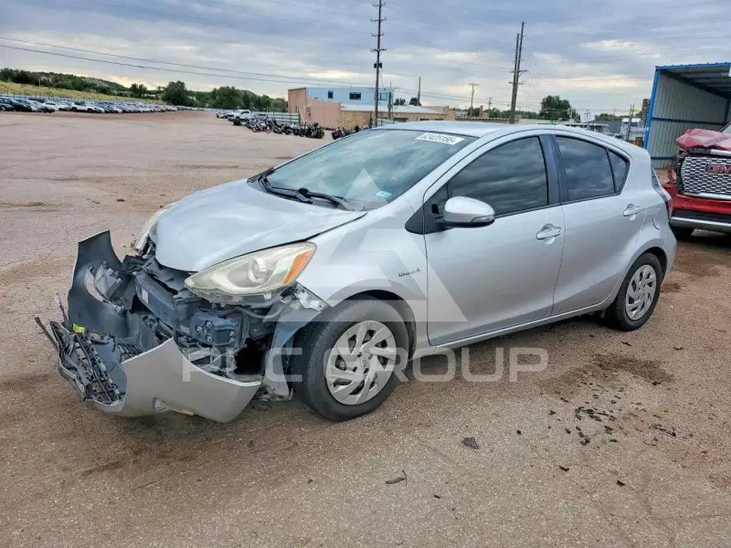 2016 Toyota PRIUS photo