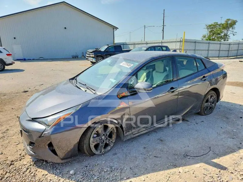 2016 Toyota PRIUS photo