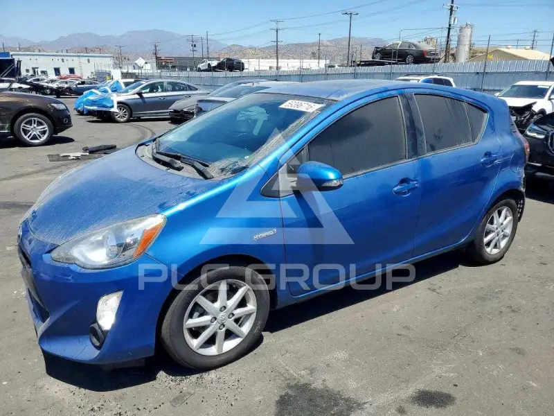 2016 Toyota PRIUS photo