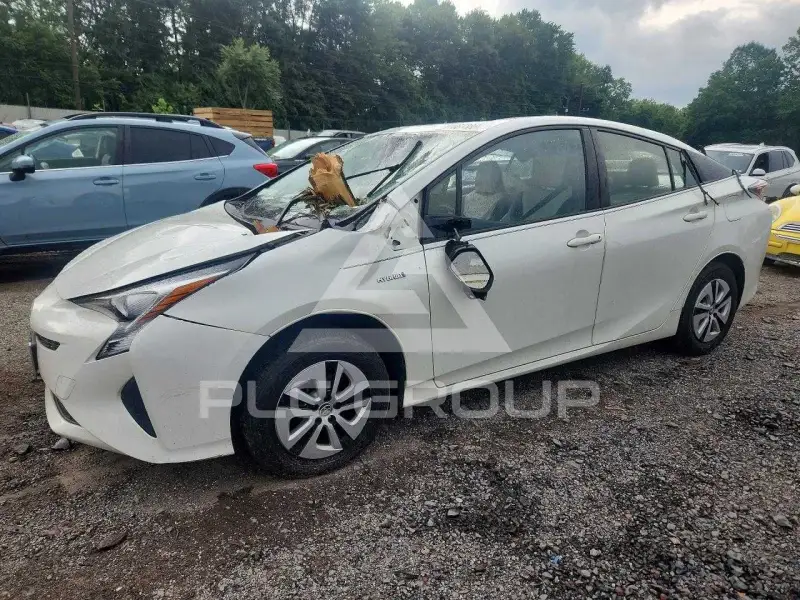 2016 Toyota PRIUS фото