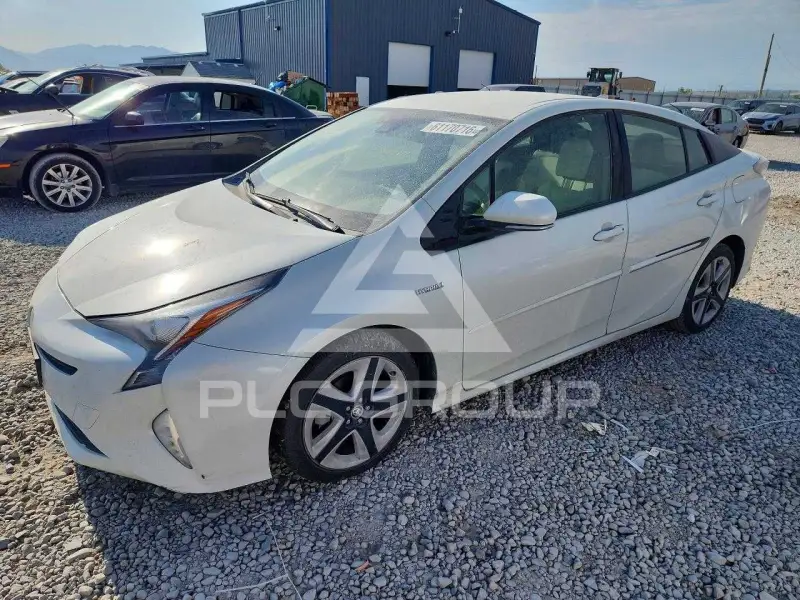 2016 Toyota PRIUS photo