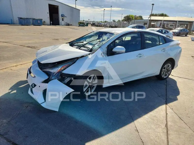 2016 Toyota PRIUS photo