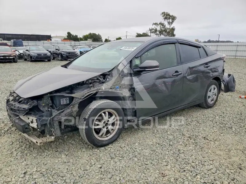 2016 Toyota PRIUS photo