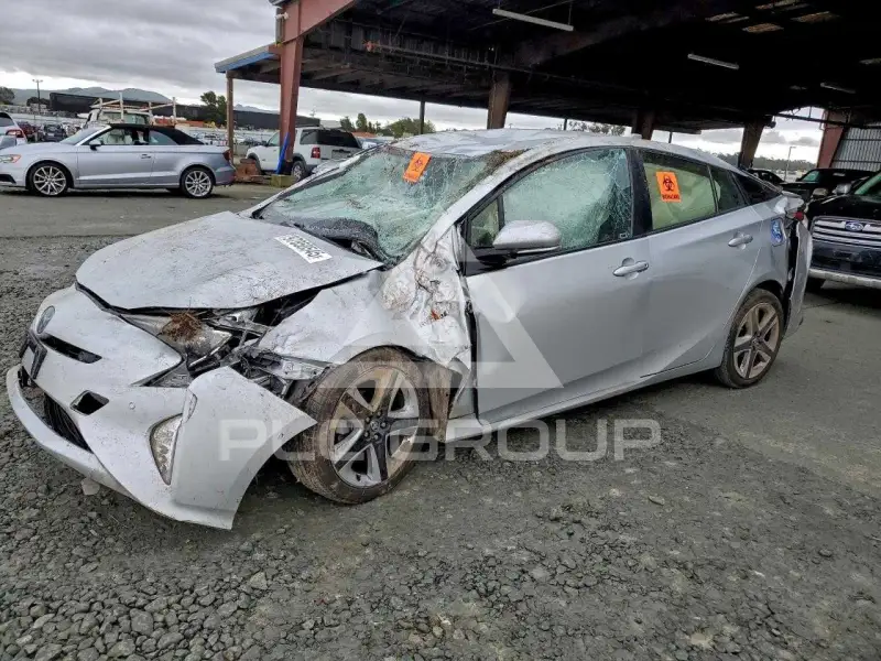 2016 Toyota PRIUS фото