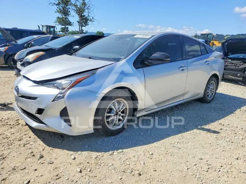 2016 Toyota PRIUS photo