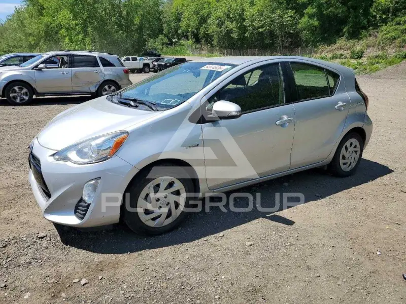 2016 Toyota PRIUS photo