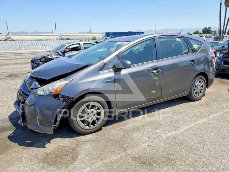2016 Toyota PRIUS фото
