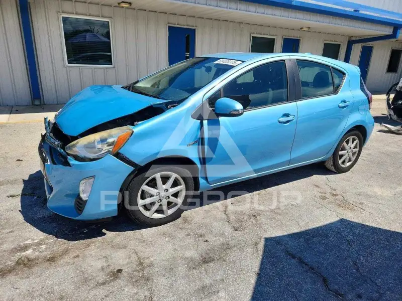 2016 Toyota PRIUS фото