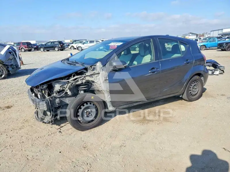 2016 Toyota PRIUS фото