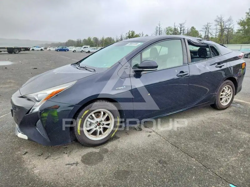 2016 Toyota PRIUS photo