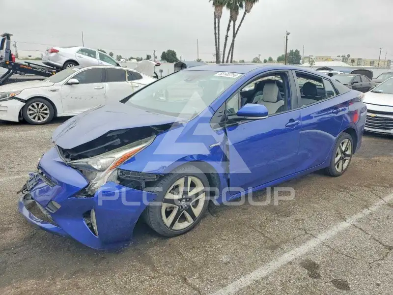 2016 Toyota PRIUS photo