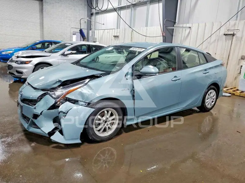 2016 Toyota PRIUS фото