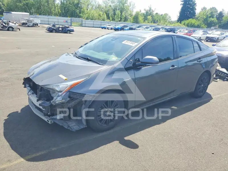 2016 Toyota PRIUS photo