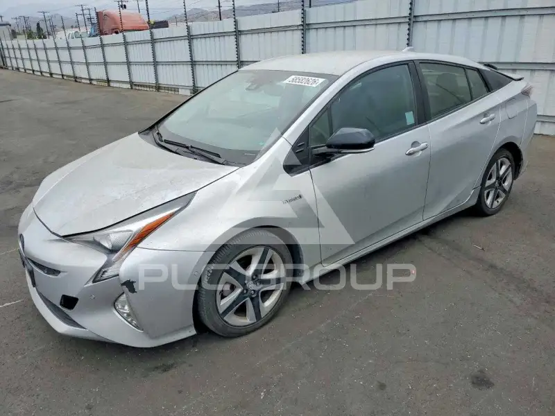 2016 Toyota PRIUS фото