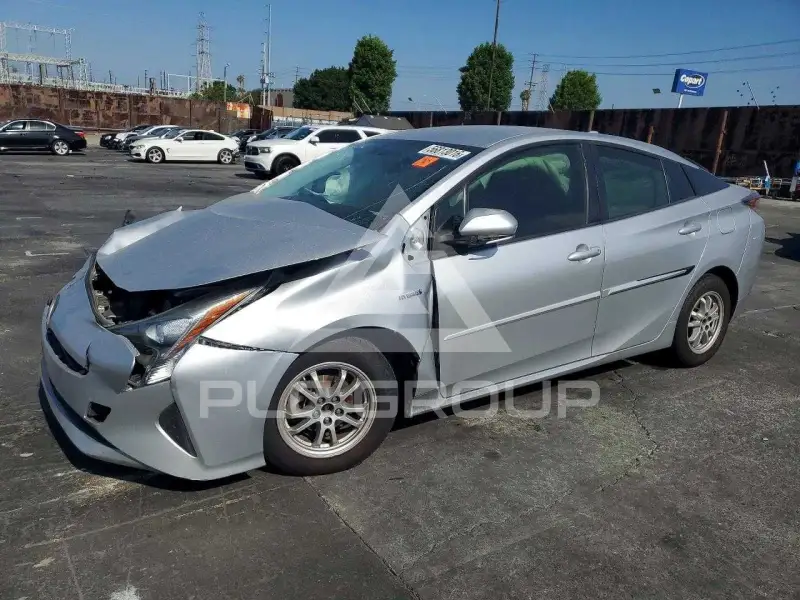 2016 Toyota PRIUS фото