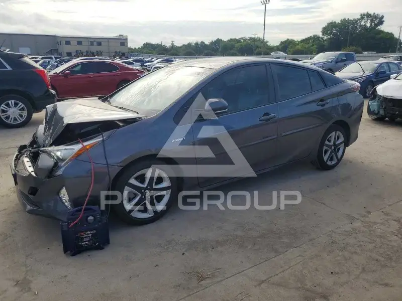 2016 Toyota PRIUS photo