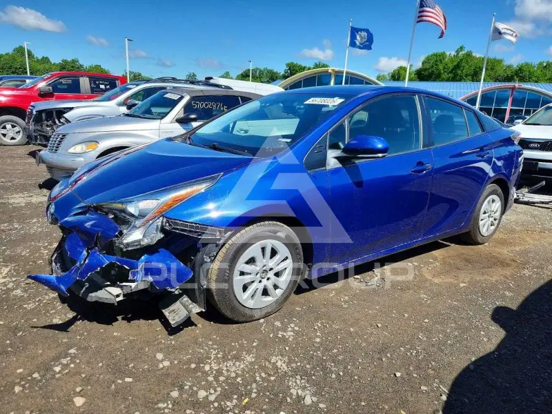 2016 Toyota PRIUS photo
