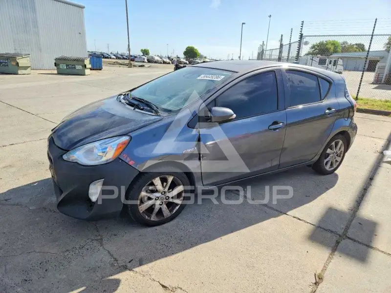 2016 Toyota PRIUS фото