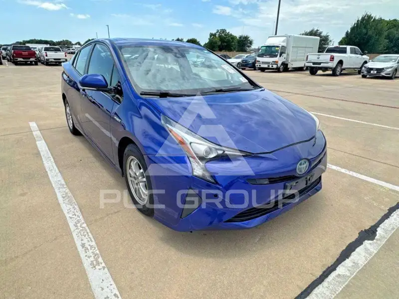 2016 Toyota PRIUS фото