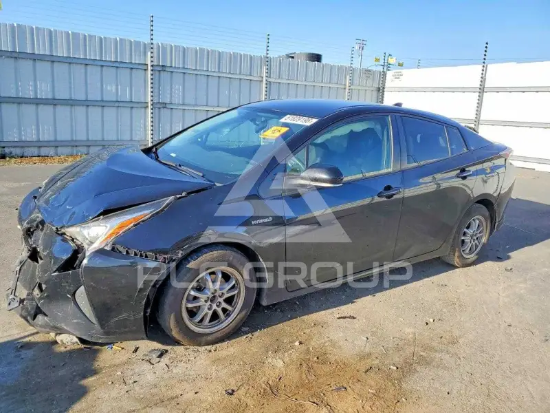 2016 Toyota PRIUS photo