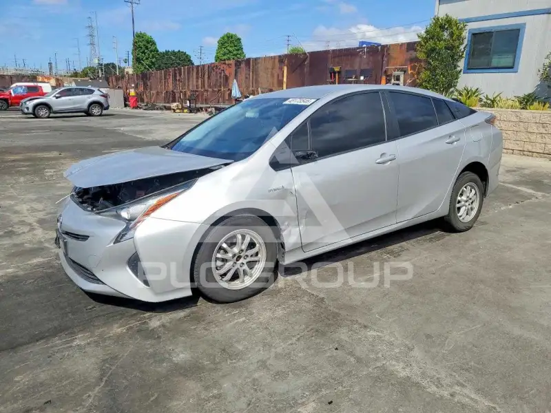 2016 Toyota PRIUS фото