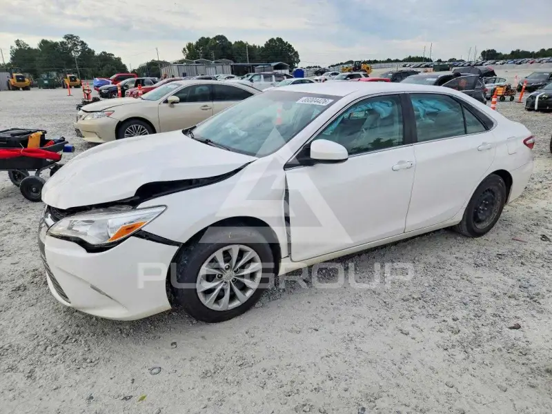 2016 Toyota CAMRY фото