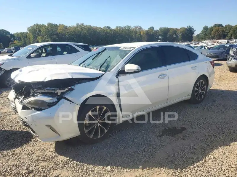 2016 Toyota AVALON photo