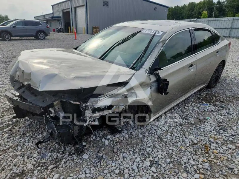 2016 Toyota AVALON фото