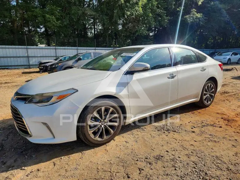 2016 Toyota AVALON photo