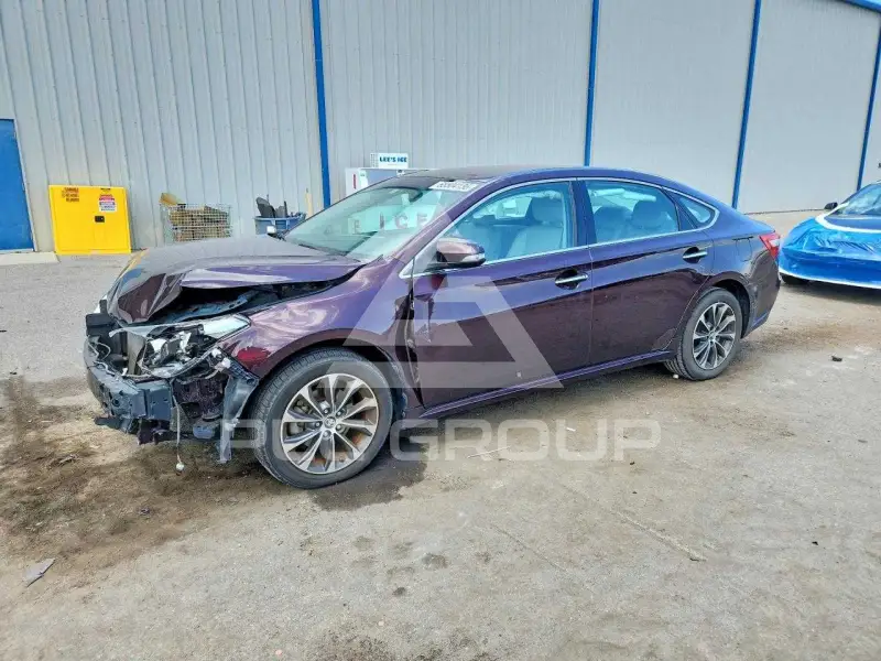 2016 Toyota AVALON photo