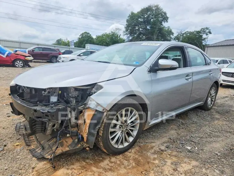 2016 Toyota AVALON photo