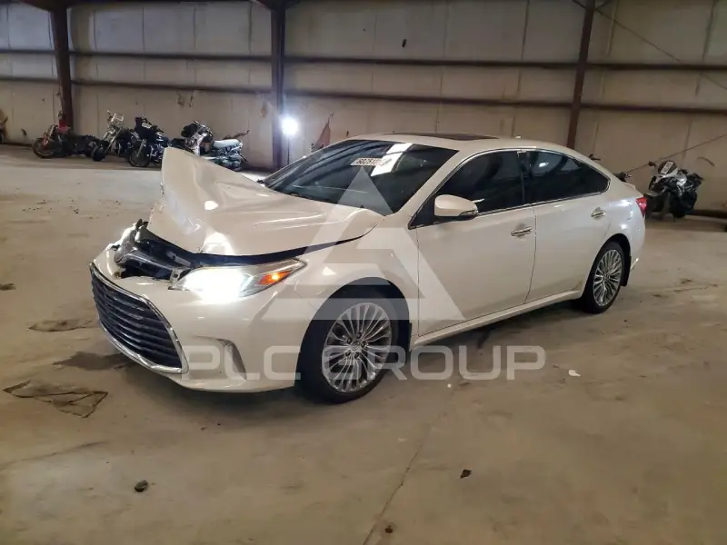 2016 Toyota AVALON photo
